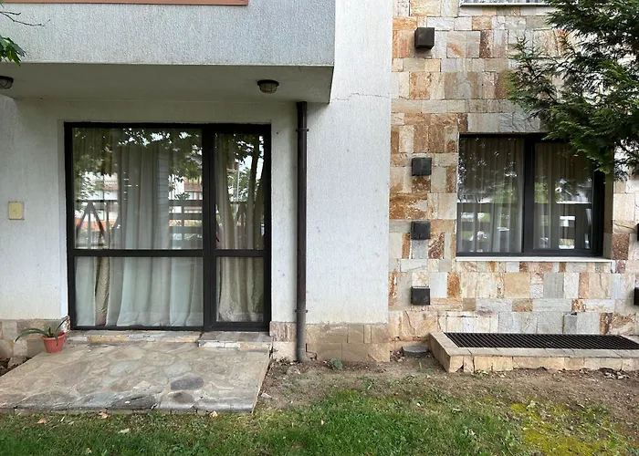 частен 公寓 *